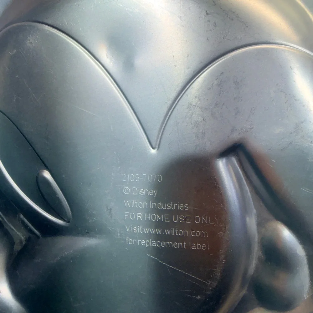Wilton Mickey Mouse Cake Pan 13